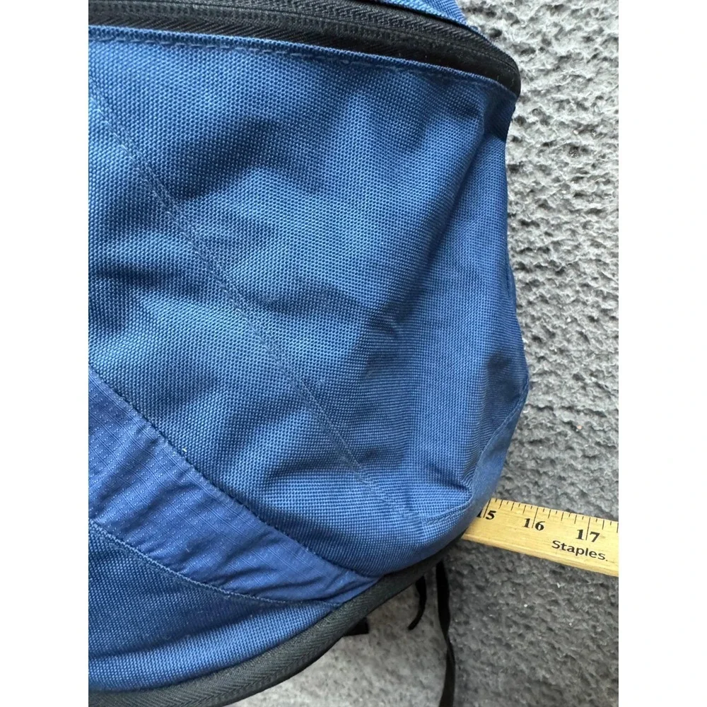 Oakley Icon 2.0 Tactical Gorpcore Hiking Rucksack Backpack Navy Blue Unisex